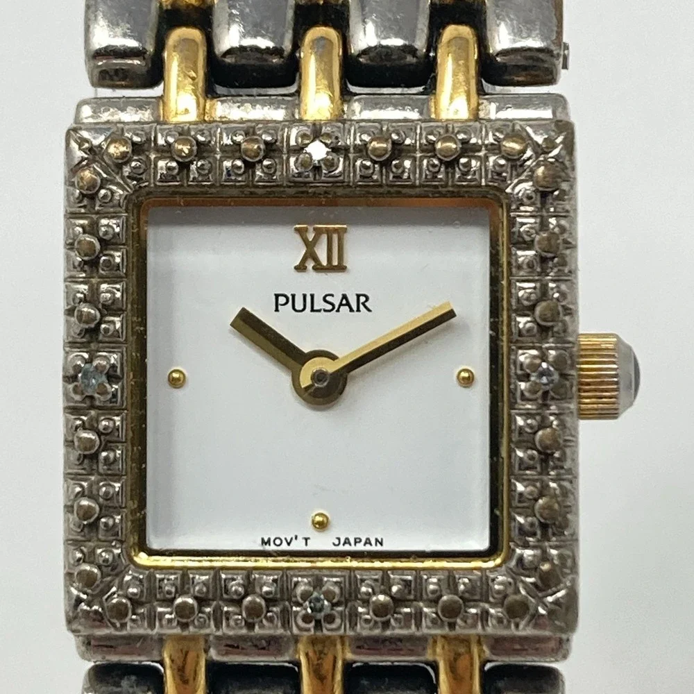 Pulsar Womens Watch 17mm White Dial Two Tone Crystal V810-X056 New Battery 7.25